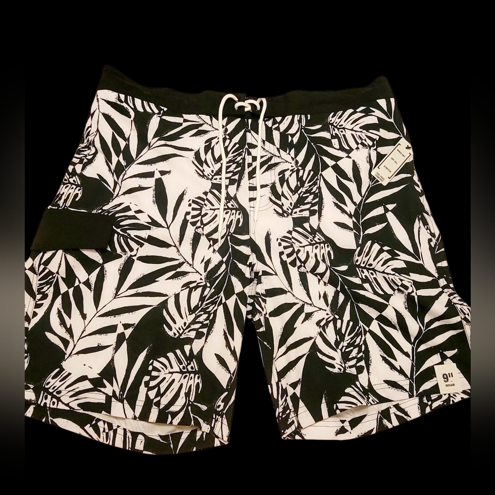 NWT George Mens Swim Trunks Swimsuit Black and White Tropical Size XL 9" Inseam